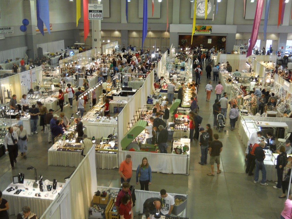 Tucson_Gem_and_Mineral_Show_TM